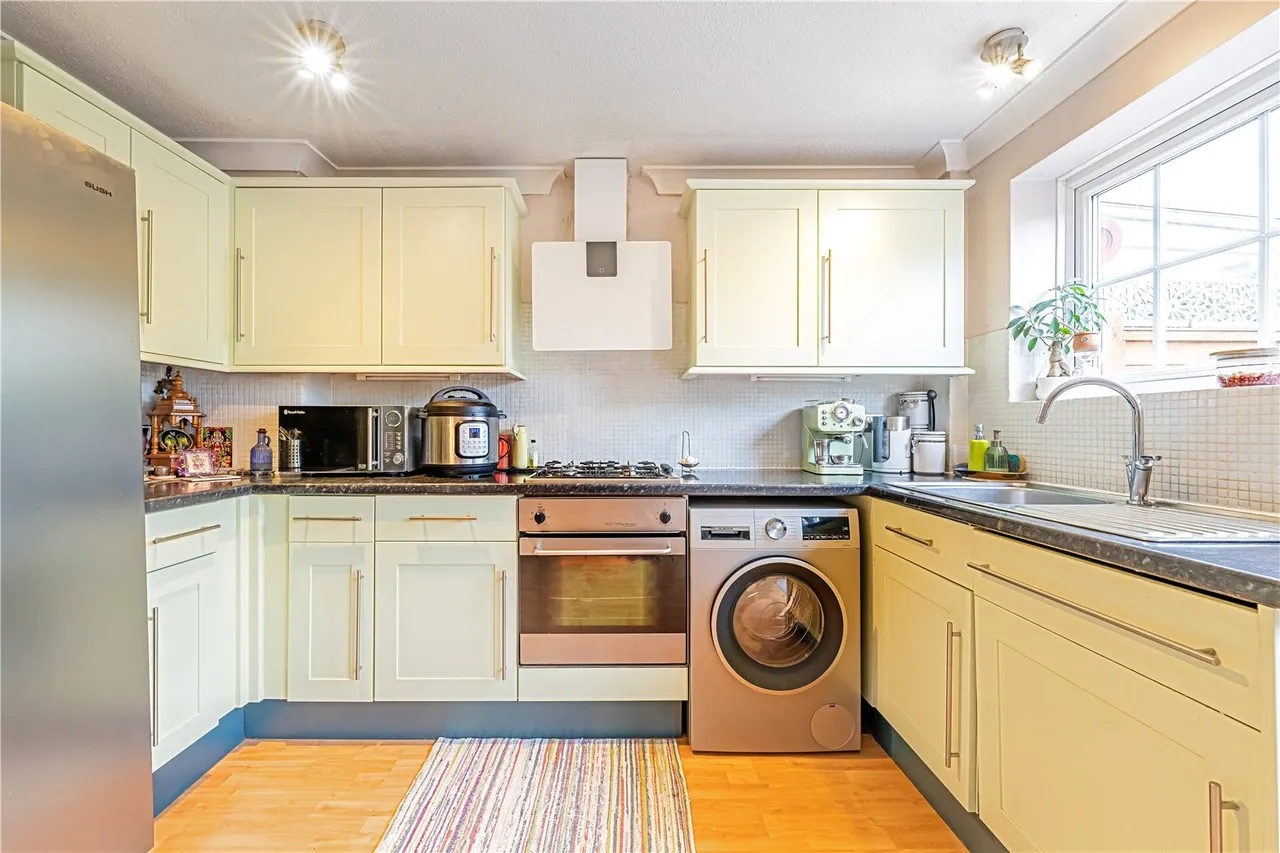Appleby Close, Twickenham, TW2 5NA, photo 7
