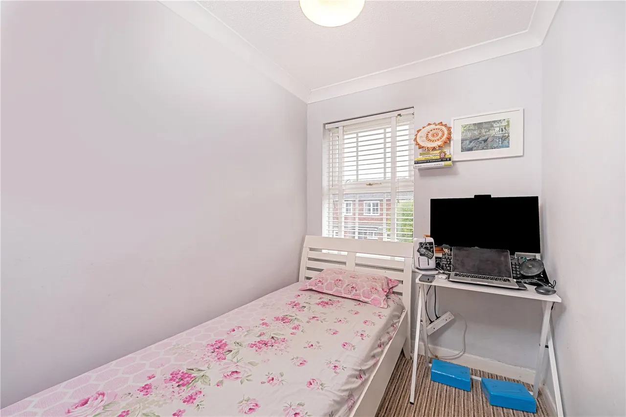 Appleby Close, Twickenham, TW2 5NA, photo 11