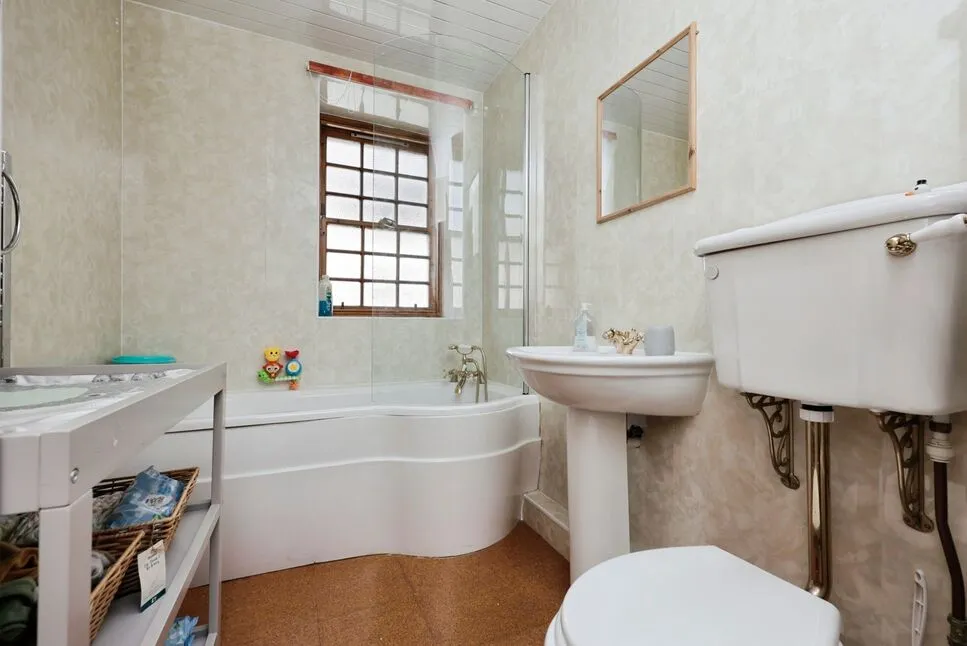 Thistle Street, Burntisland, Fife, KY3, photo 9