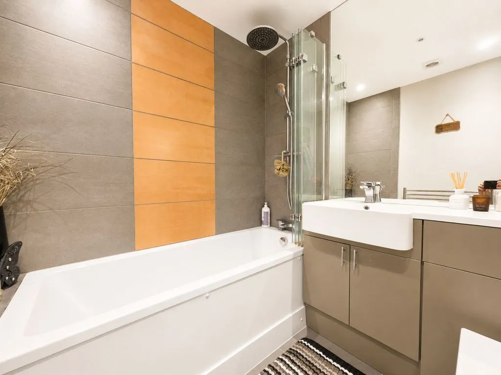 Jackson Court Hazlemere, High Wycombe, HP15, photo 7