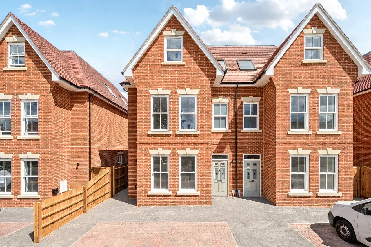 4 bed house for sale — Sandford Road, Bromley, BR2