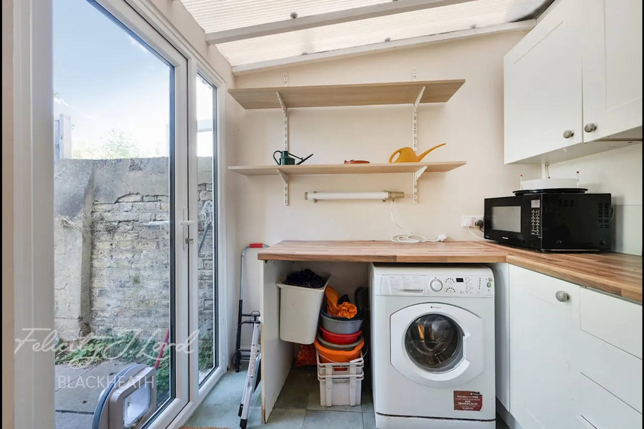 Macoma Terrace, Plumstead, photo 22