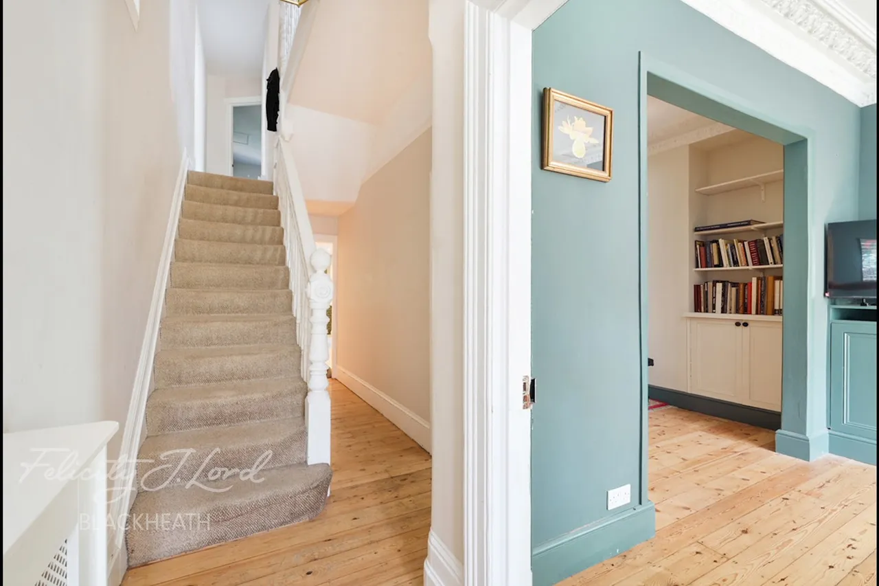 Macoma Terrace, Plumstead, photo 20