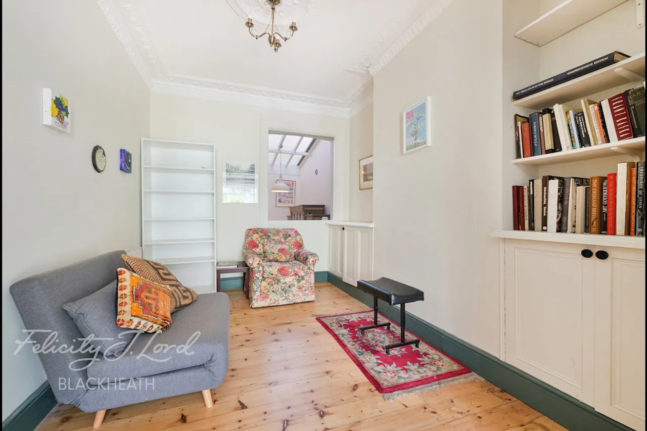Macoma Terrace, Plumstead, photo 8