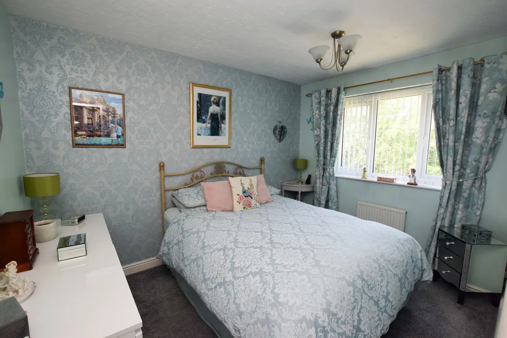 Suffolk Way, Horsehay, TF4, photo 12