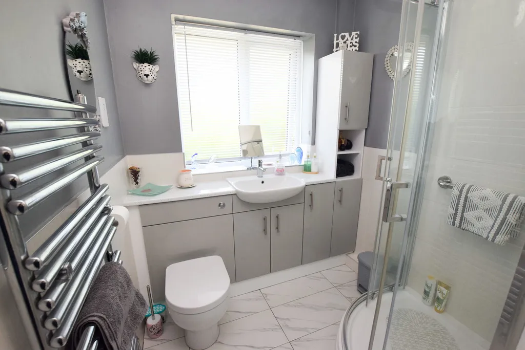 Suffolk Way, Horsehay, TF4, photo 15