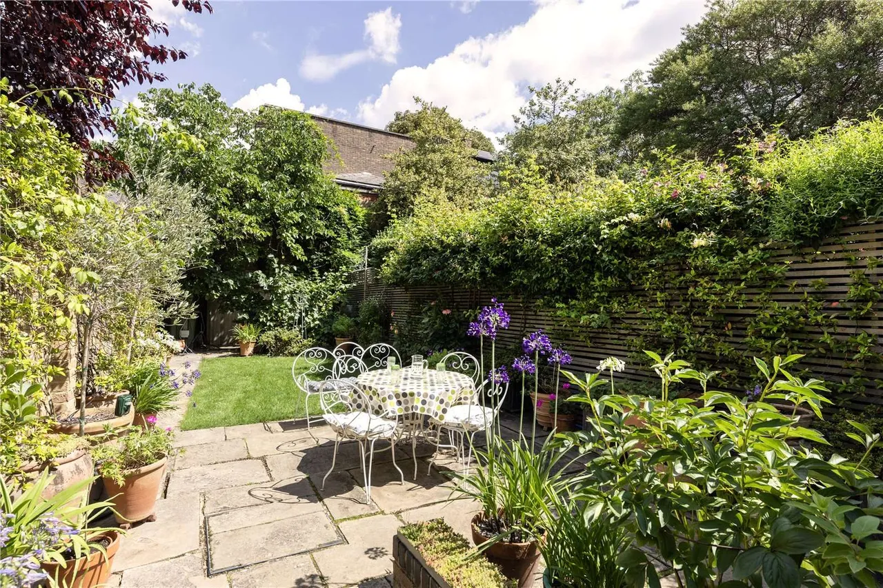 Richborne Terrace, London, SW8 1AX, photo 2