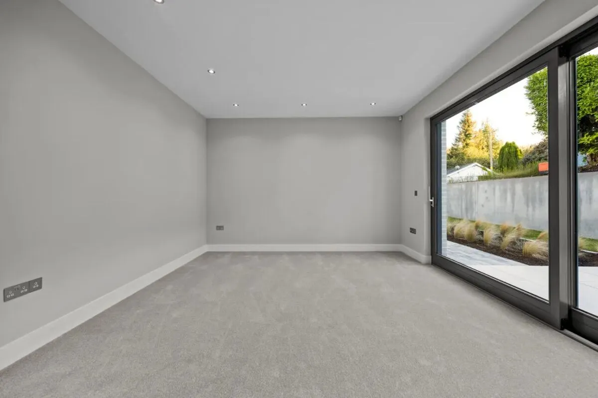 Glen Road, Cultra, BT18, photo 21