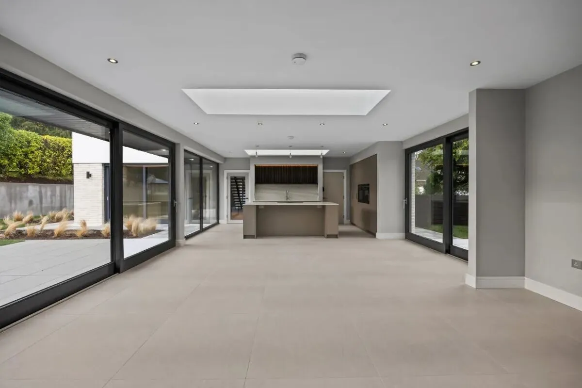 Glen Road, Cultra, BT18, photo 9