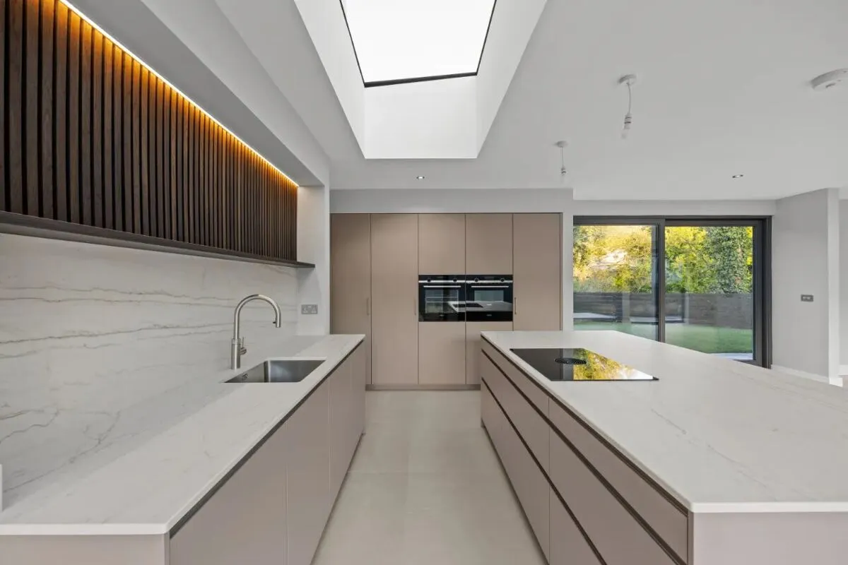 Glen Road, Cultra, BT18, photo 13