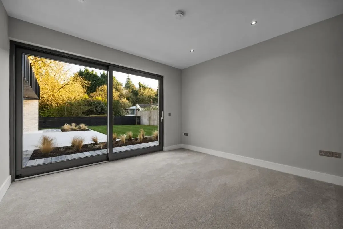 Glen Road, Cultra, BT18, photo 17