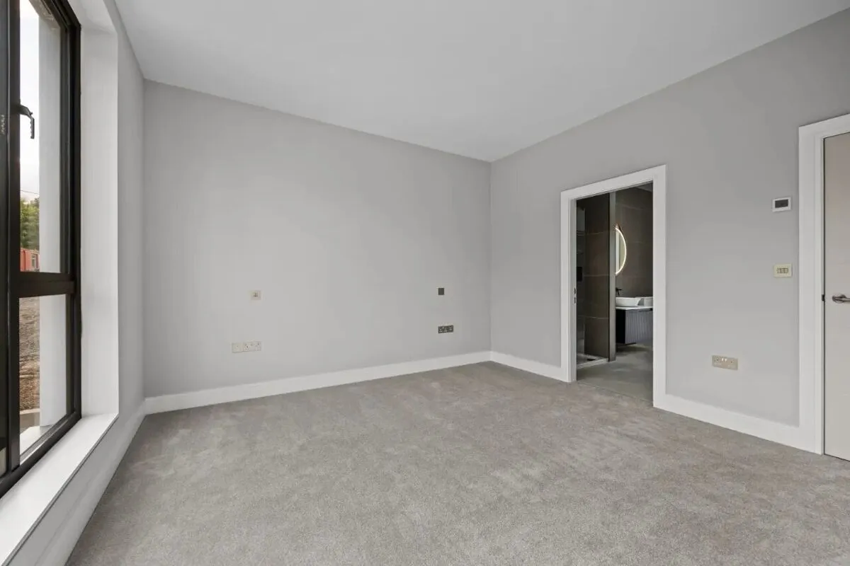 Glen Road, Cultra, BT18, photo 33