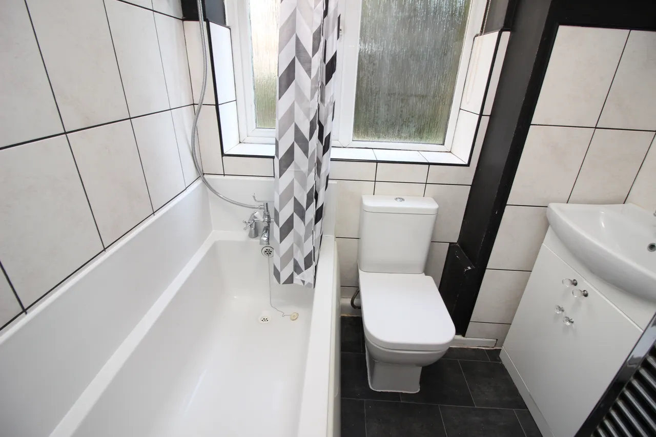 Farm Way, Worcester Park, KT4, photo 6