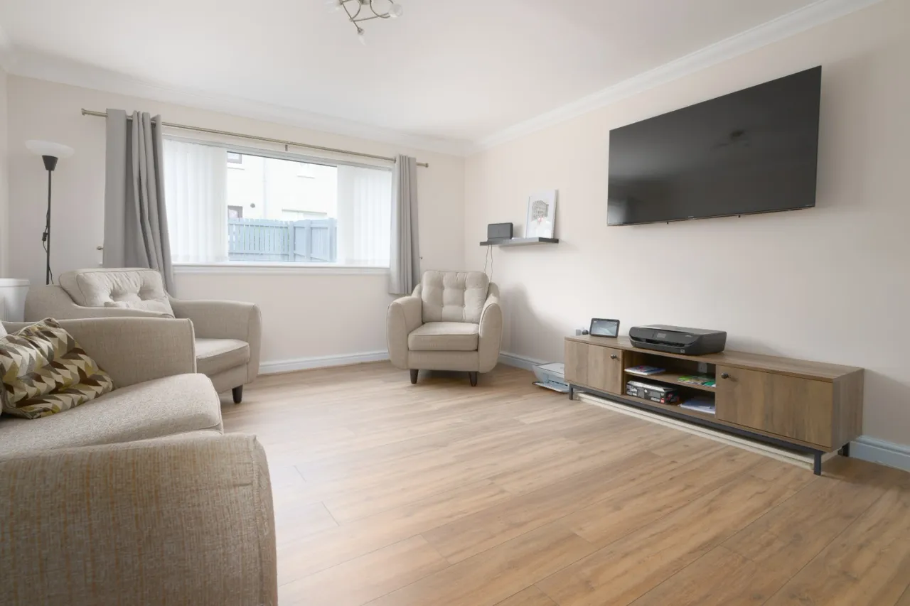 Husband Place, Dunfermline, KY11 4XN, photo 2