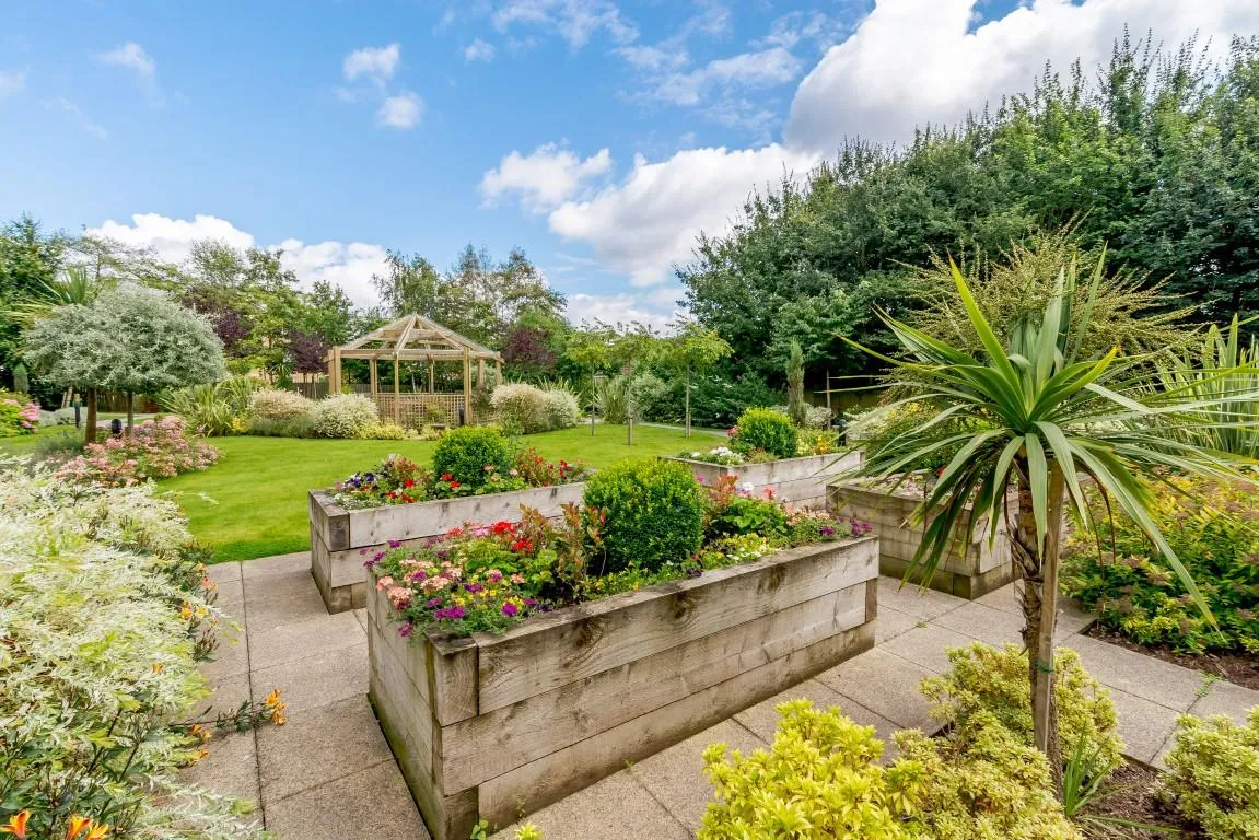 Squirrel Way, Shadwell, LS17, photo 21