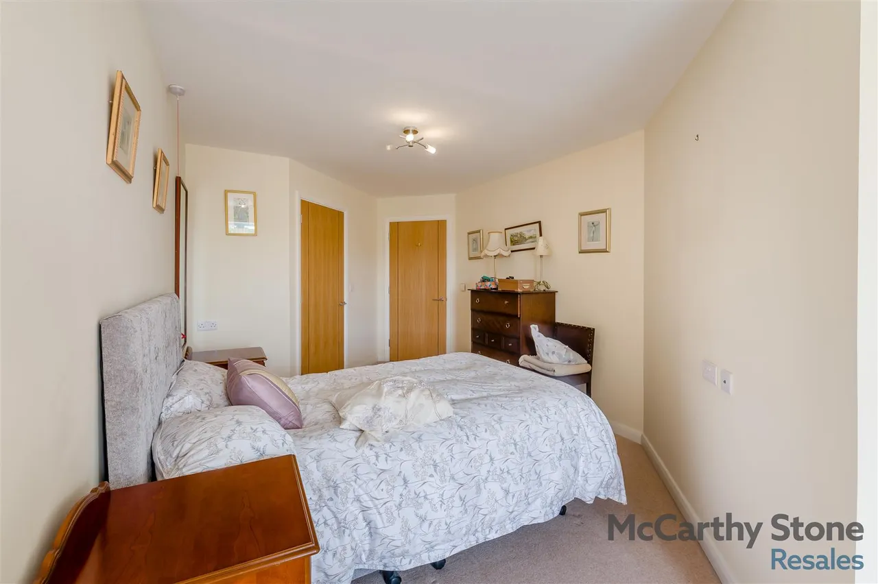 Squirrel Way, Shadwell, LS17, photo 12