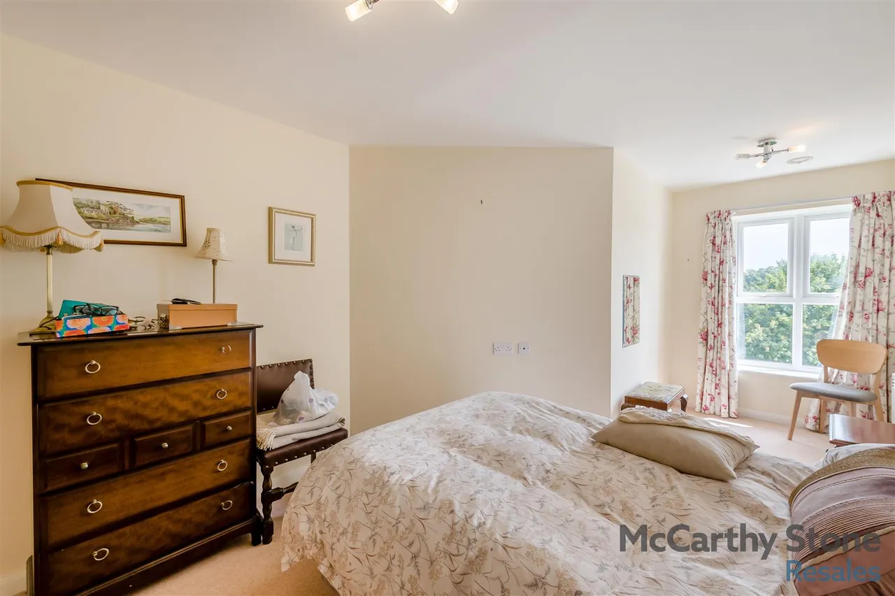 Squirrel Way, Shadwell, LS17, photo 11