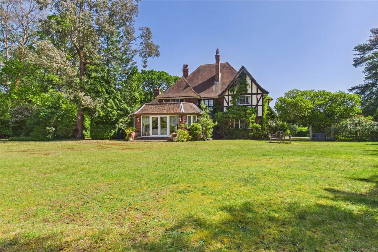 6 bed house for sale, Sulhamstead Abbots, Sulhamstead, RG7
