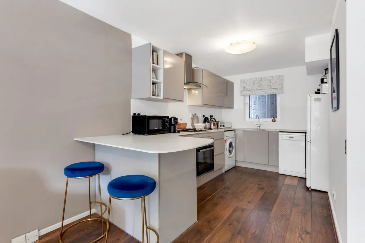 1 bed flat for sale — Landau House, Chatsworth Road, London, NW2