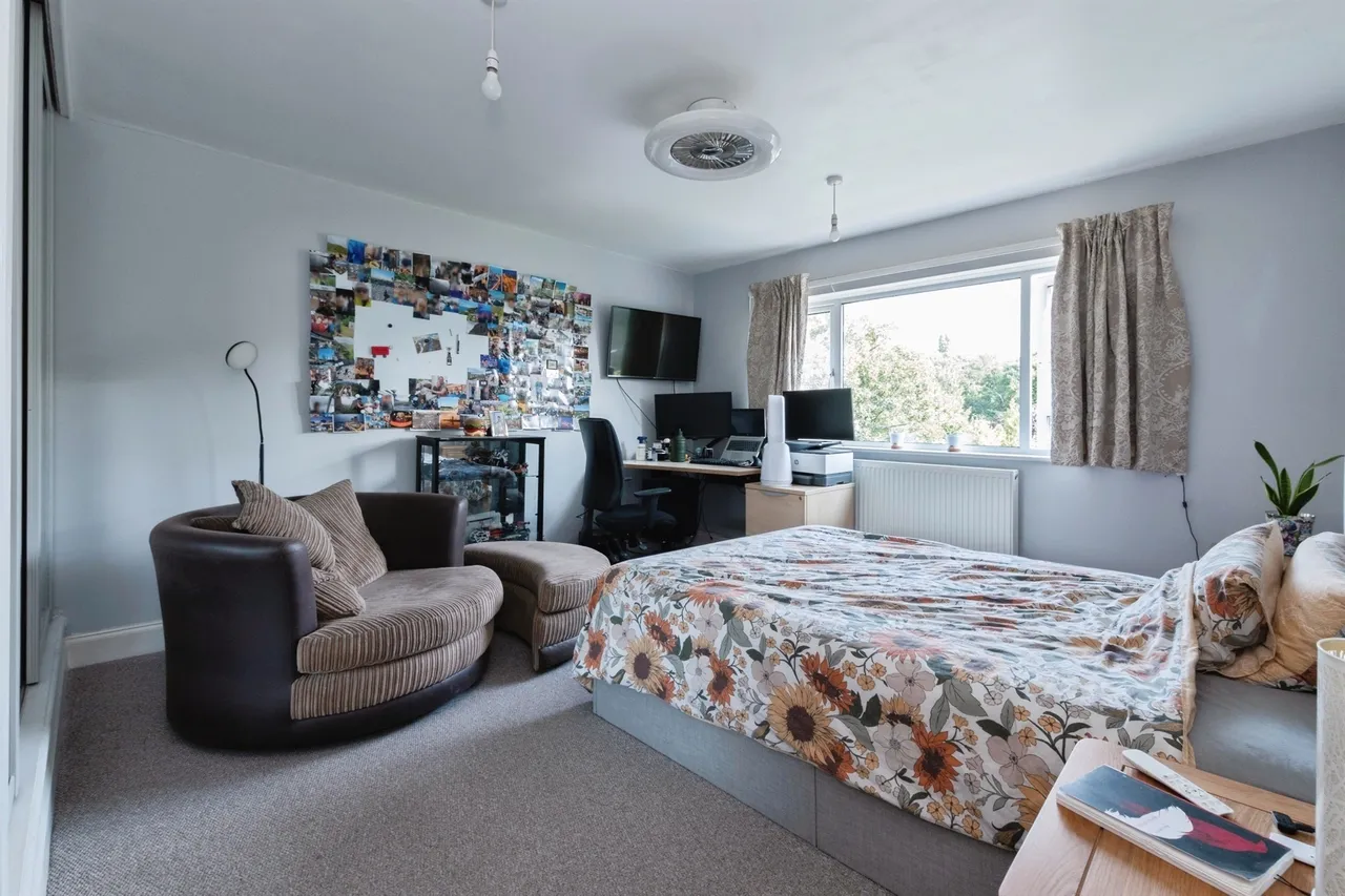 St. Valerie Road, Bournemouth, BH2, photo 2