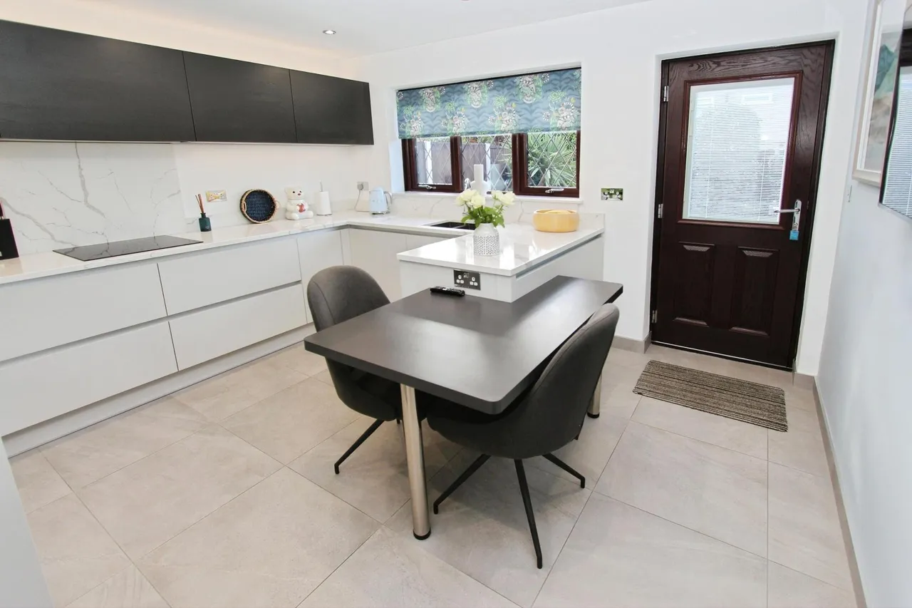 St James Court, Sandiacre, NG10, photo 2