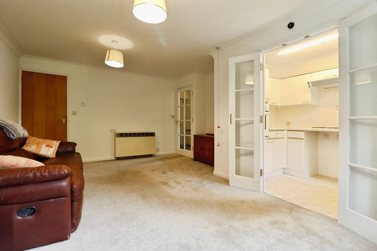 Velindre Road, Cardiff, CF14, photo 10