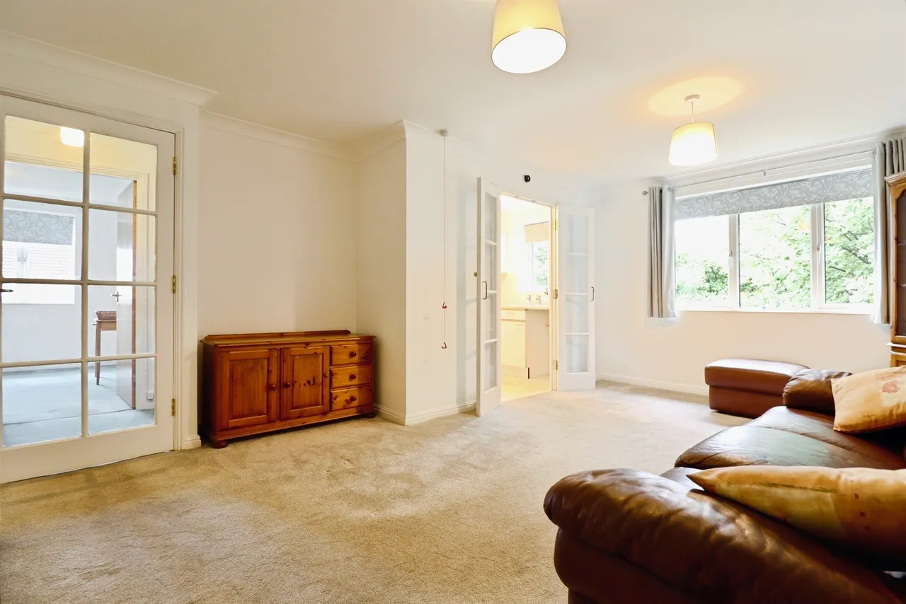 Velindre Road, Cardiff, CF14, photo 2