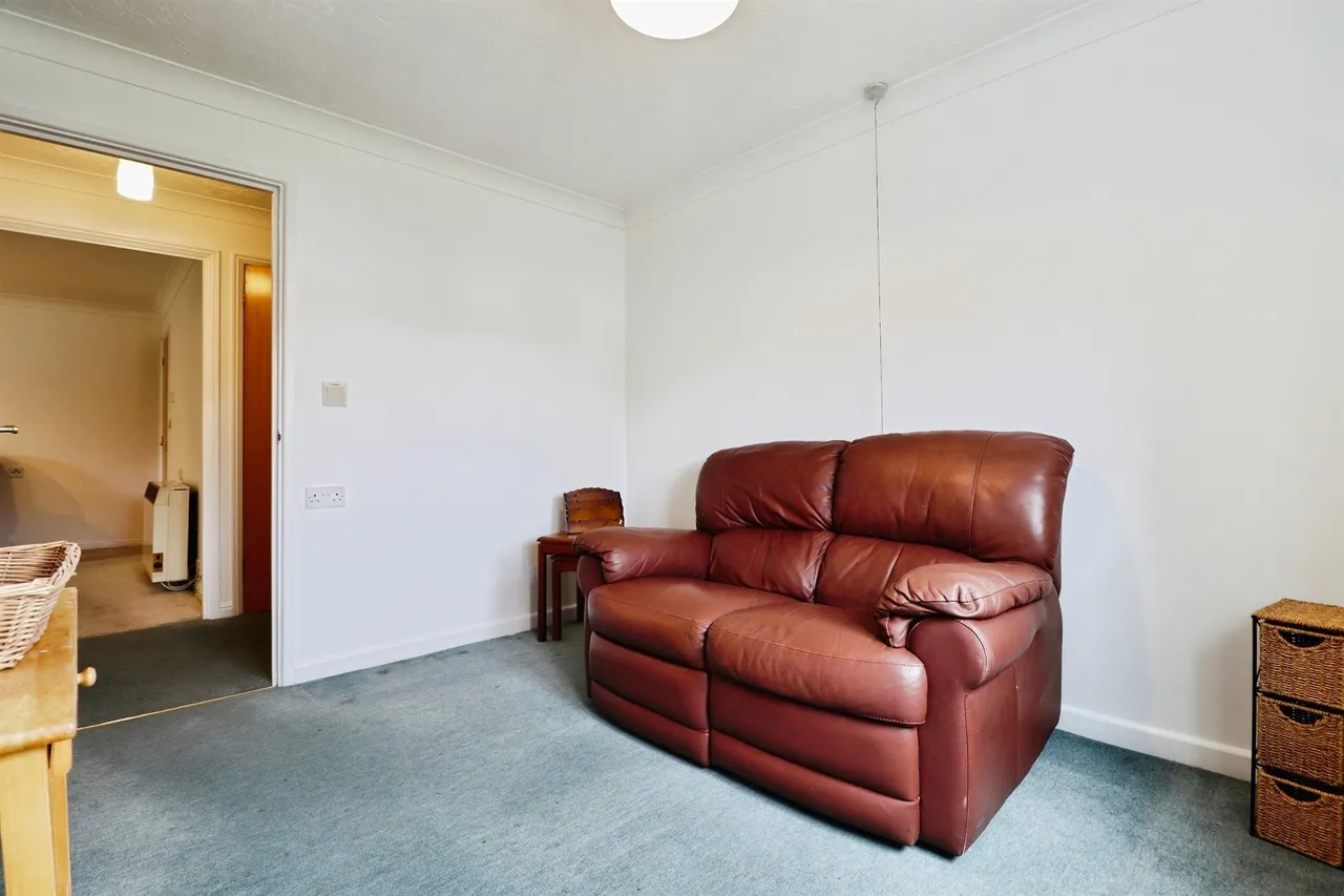 Velindre Road, Cardiff, CF14, photo 13