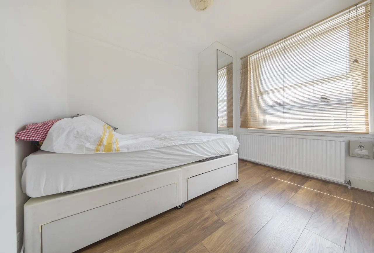 Flat 5, 8 Elvaston Place, London, photo 7