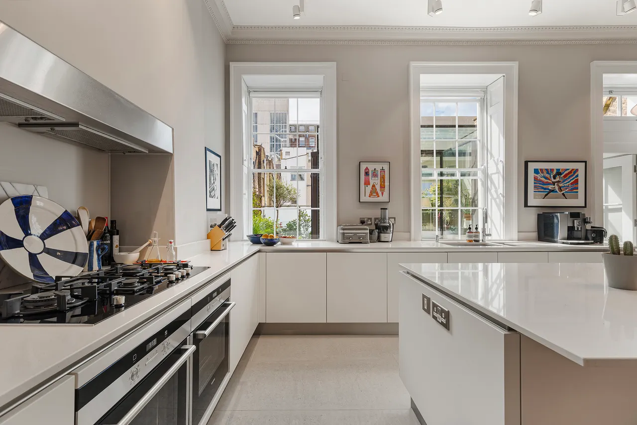 Langham Street, Marylebone, London, photo 7