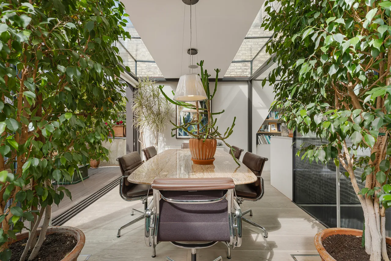 Langham Street, Marylebone, London, photo 10