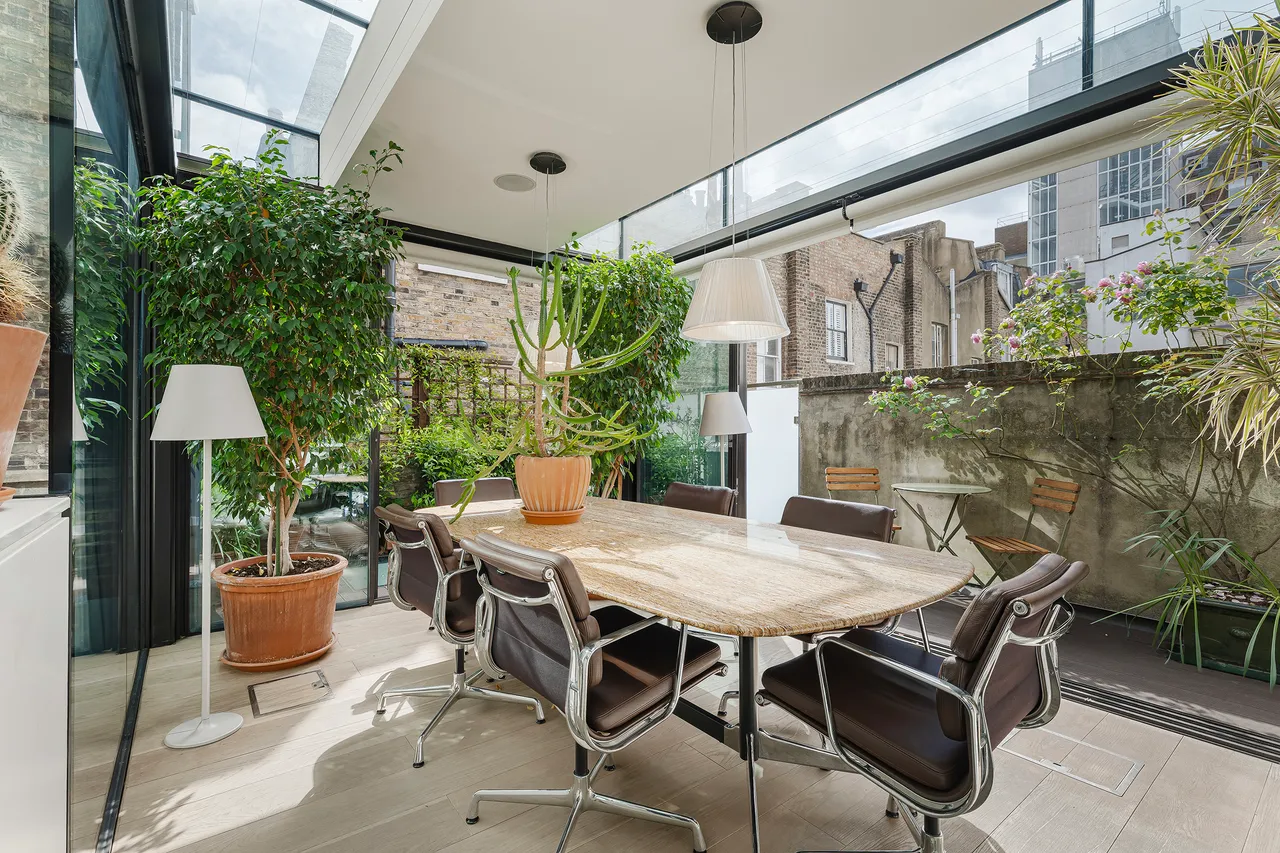 Langham Street, Marylebone, London, photo 3