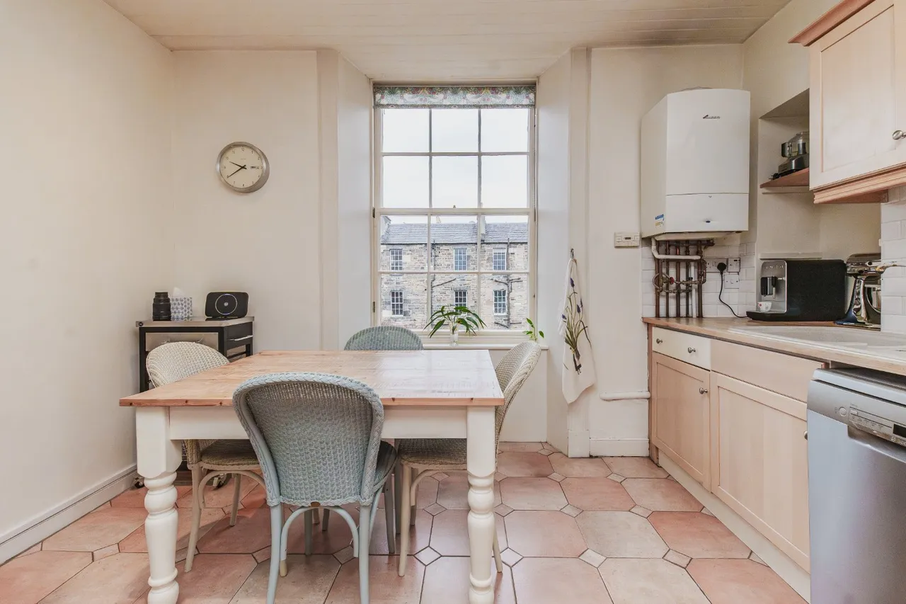 Fettes Row, New Town, EH3, photo 9