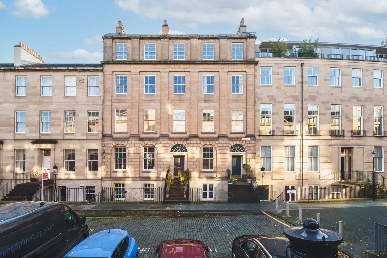 4 bed flat for sale, Fettes Row, New Town, EH3