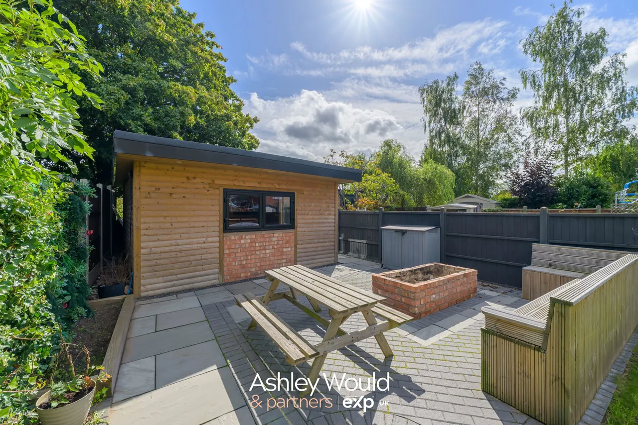 Senneleys Park Road, Birmingham, B31, photo 22