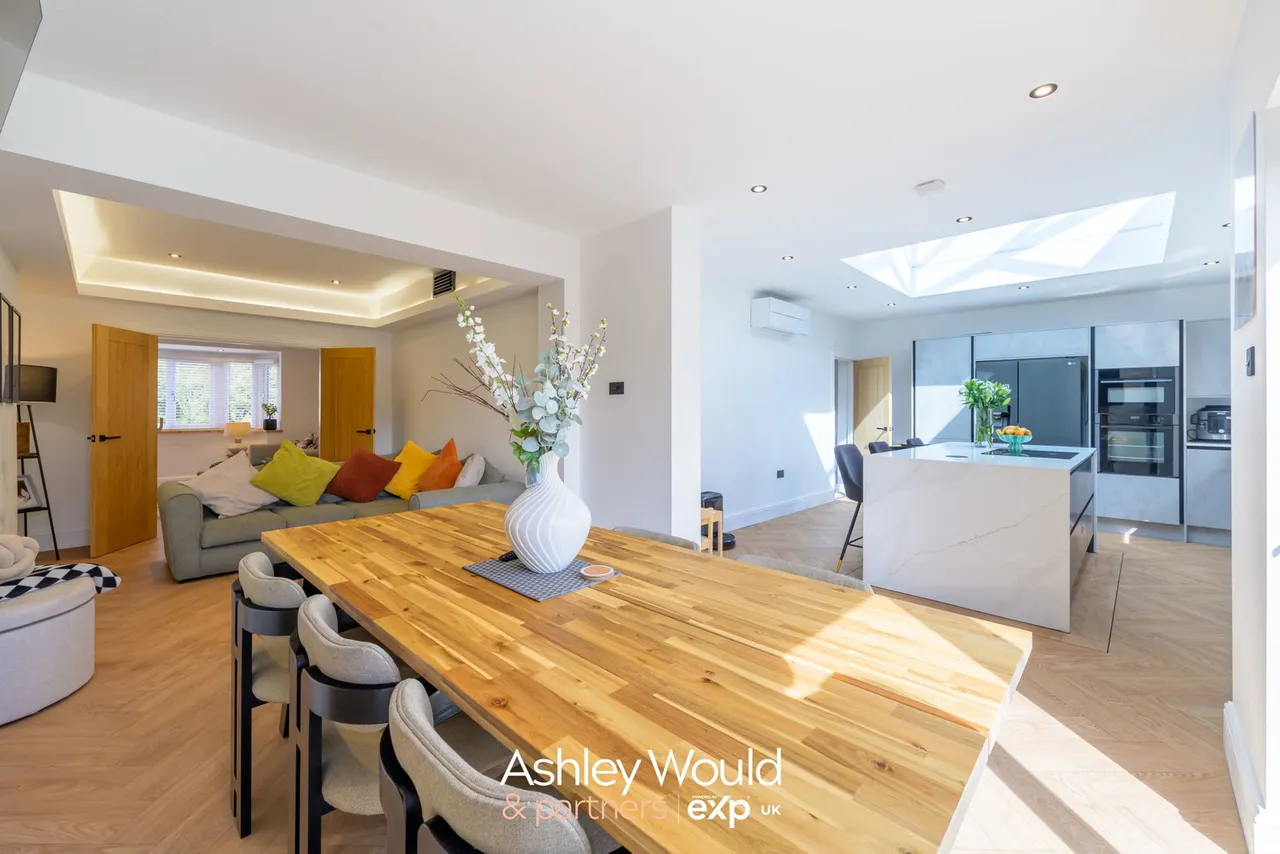 Senneleys Park Road, Birmingham, B31, photo 3