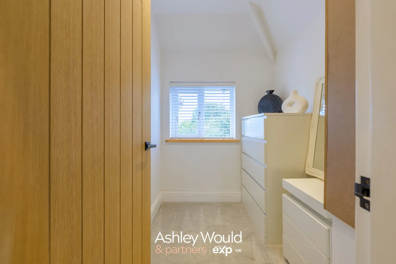 Senneleys Park Road, Birmingham, B31, photo 16
