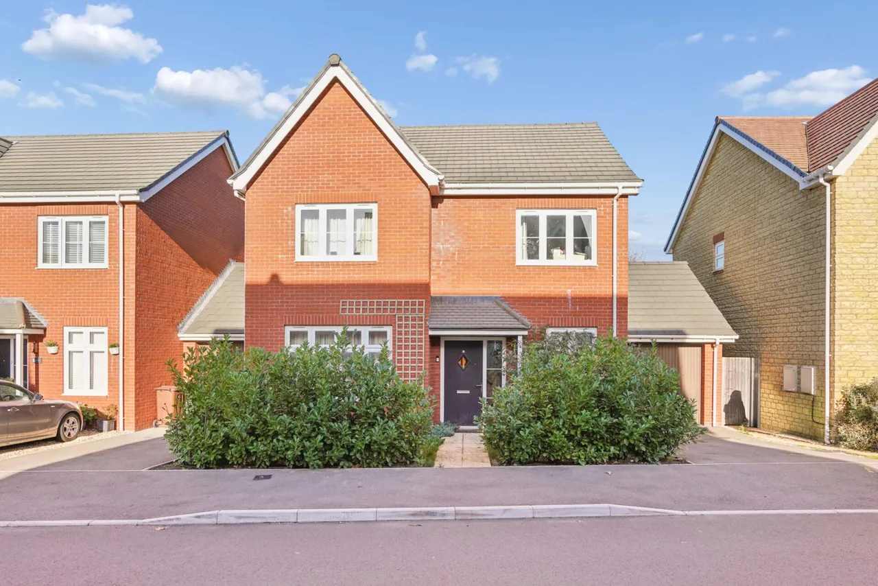 3 bed house for sale, Mary Shunn Way, Wantage, OX12