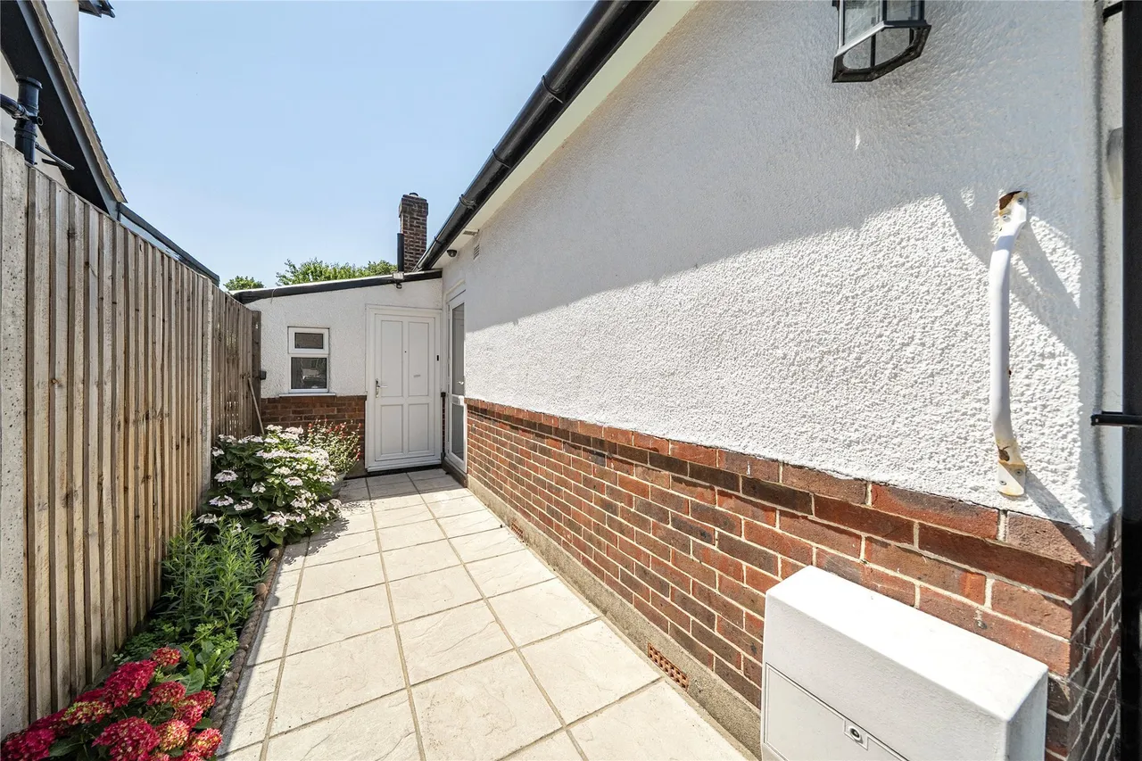 Sandhurst Road, Orpington, BR6, photo 17
