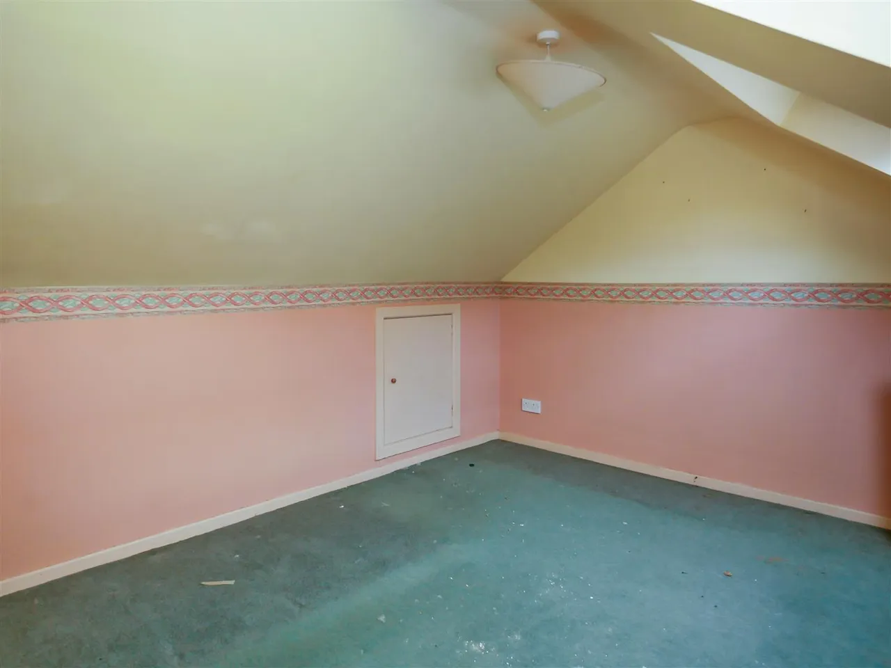 Saintfield Road, Belfast, BT8, photo 11