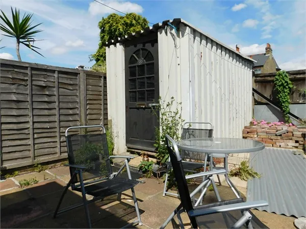 Seward Road, London, W7 2JL, photo 3
