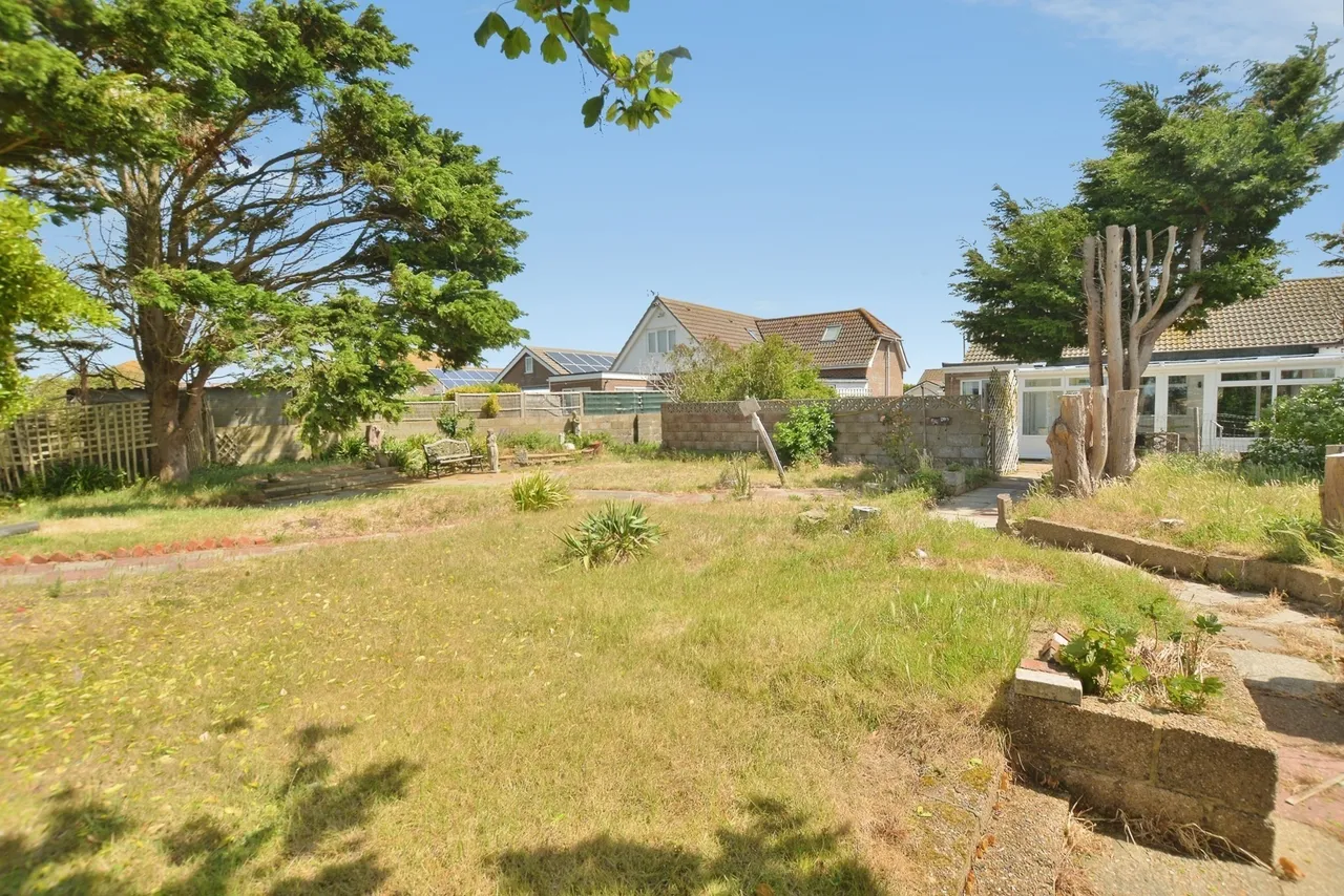 Leonard Road, Greatstone, New Romney, Kent, TN28, photo 17