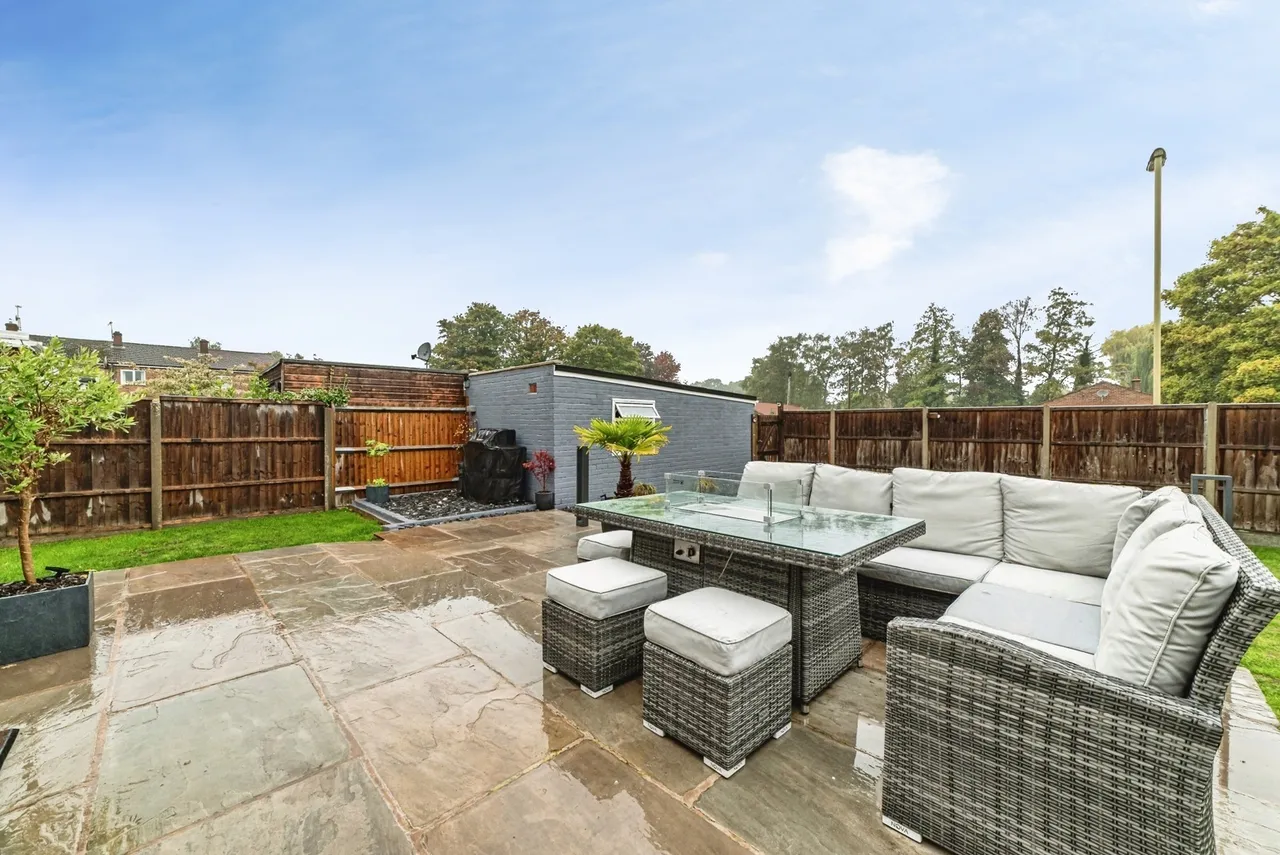 New Road, Tadley, RG26, photo 12