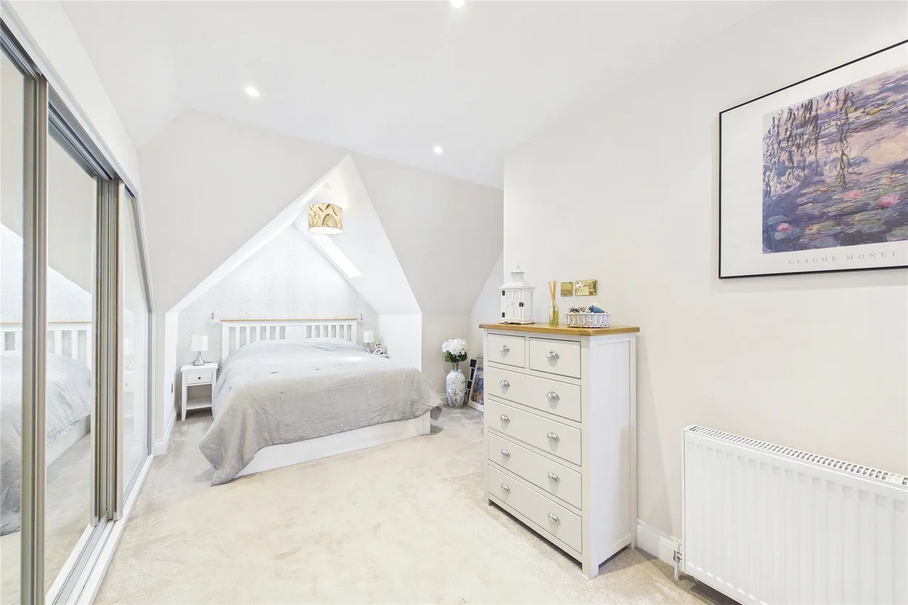 Thorndown Lane, Windlesham, GU20, photo 10
