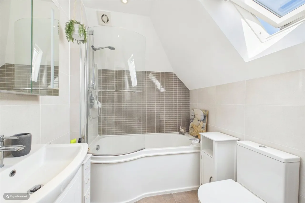 Thorndown Lane, Windlesham, GU20, photo 11