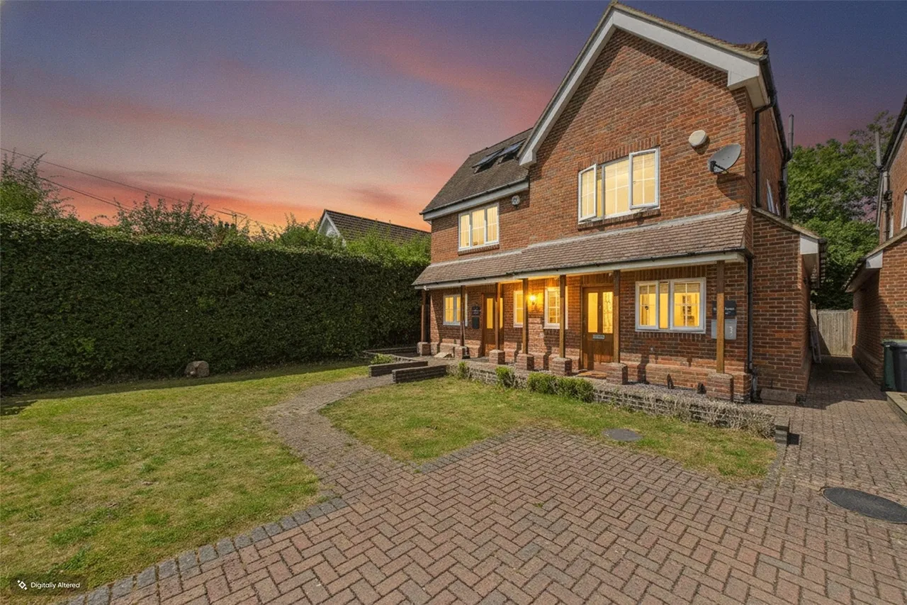 Thorndown Lane, Windlesham, GU20, photo 15