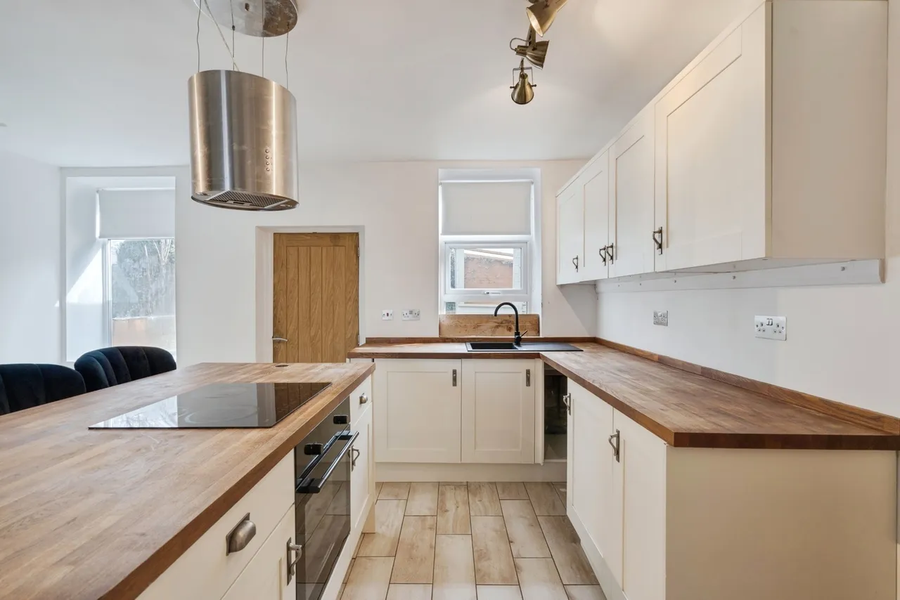 Church Road, Bolton, BL1, photo 17