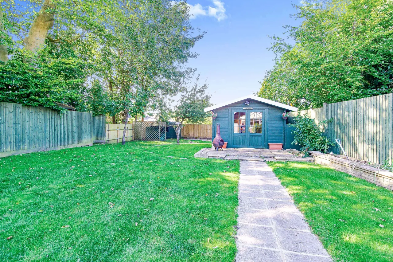 Essendene Road, Caterham, Surrey, CR3, photo 15