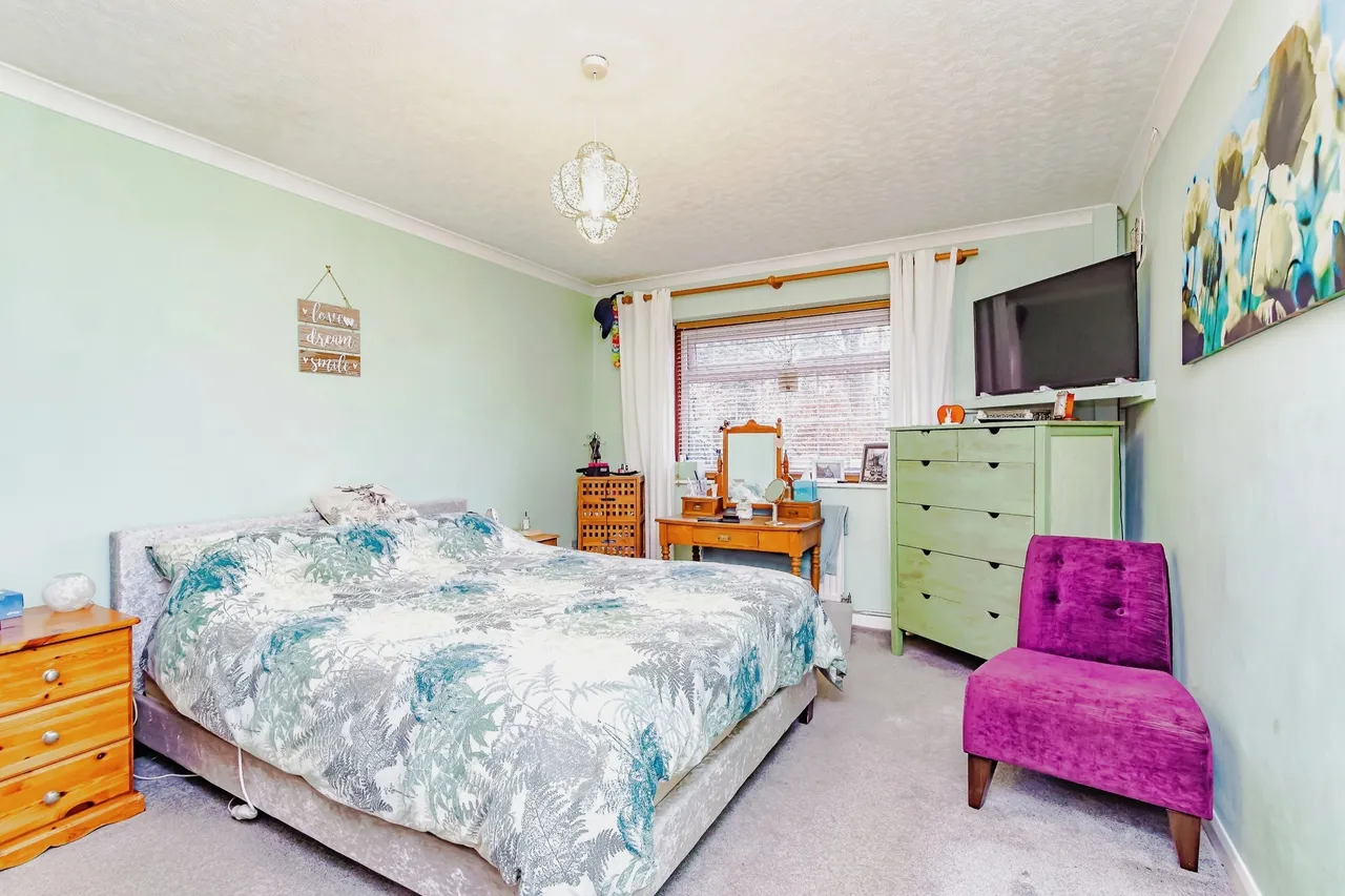 Essendene Road, Caterham, Surrey, CR3, photo 4