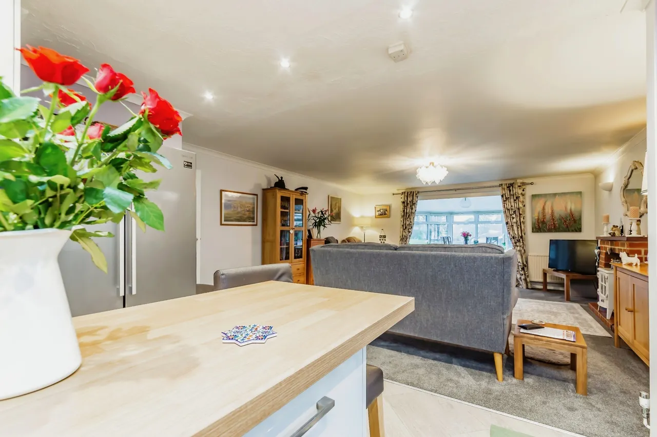 Essendene Road, Caterham, Surrey, CR3, photo 8